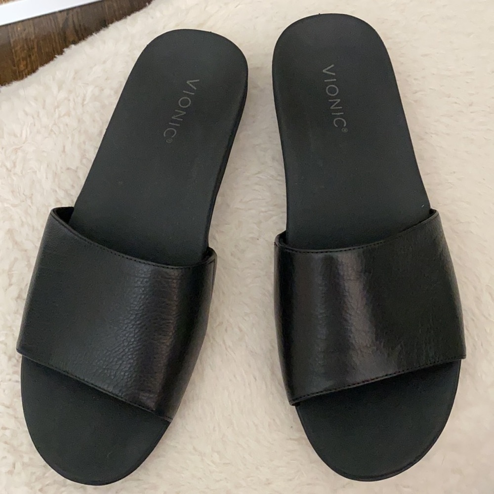 Vionic Val Slide Sandals Black 9.5